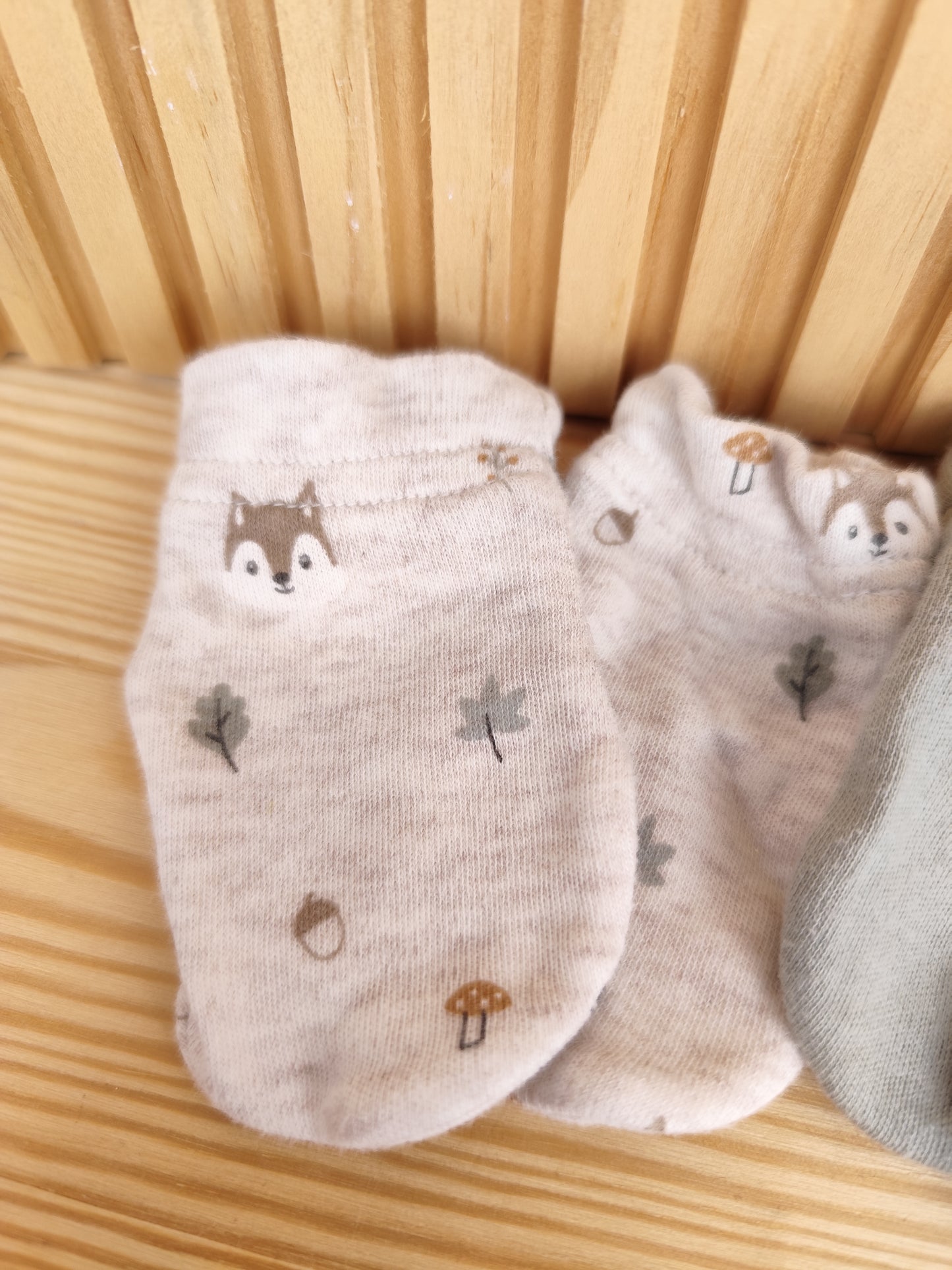 Unbekannt Neugeborenen Fäustlinge