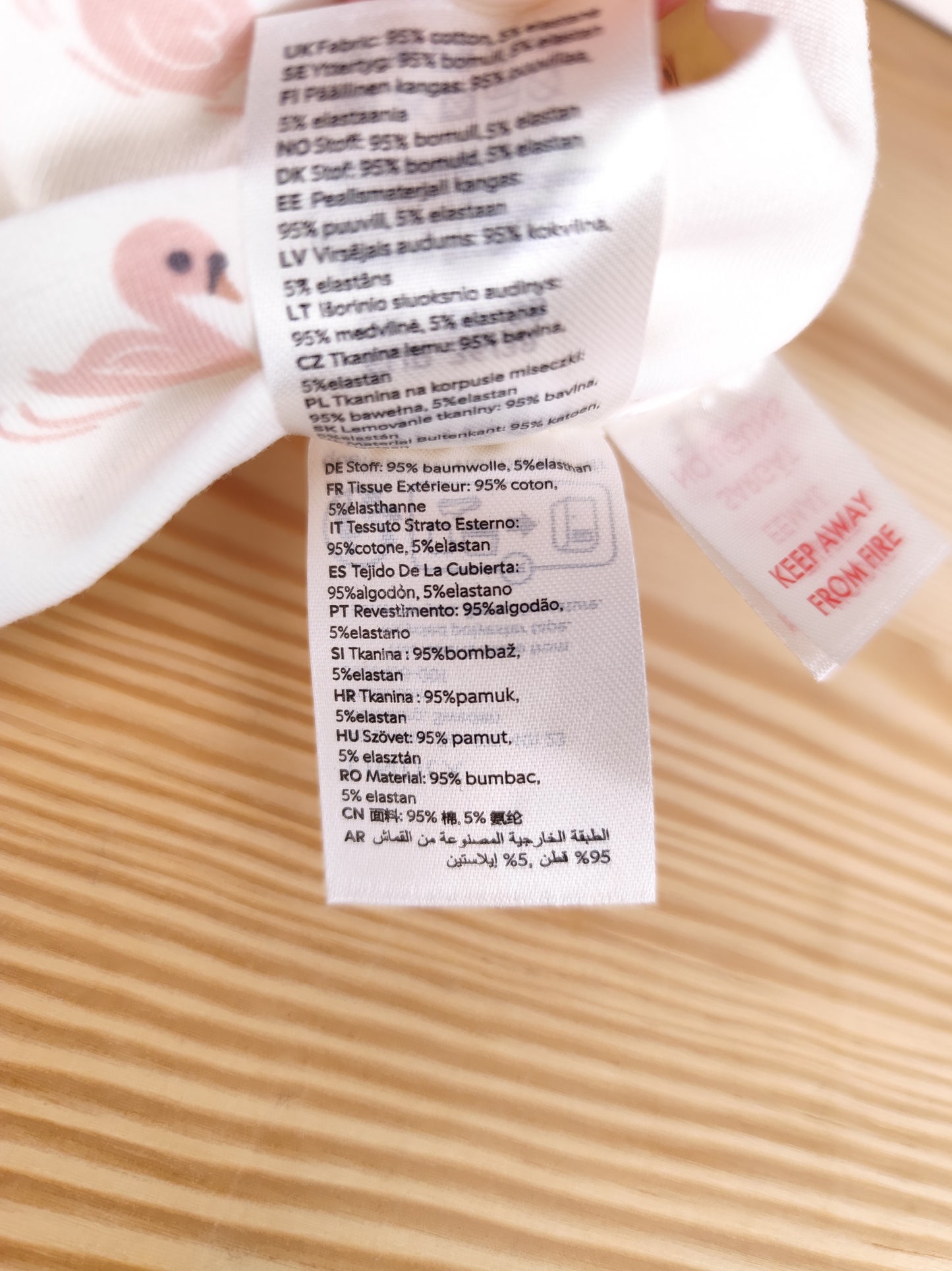 Lindex Mütze - Schwan - Größe 36/38