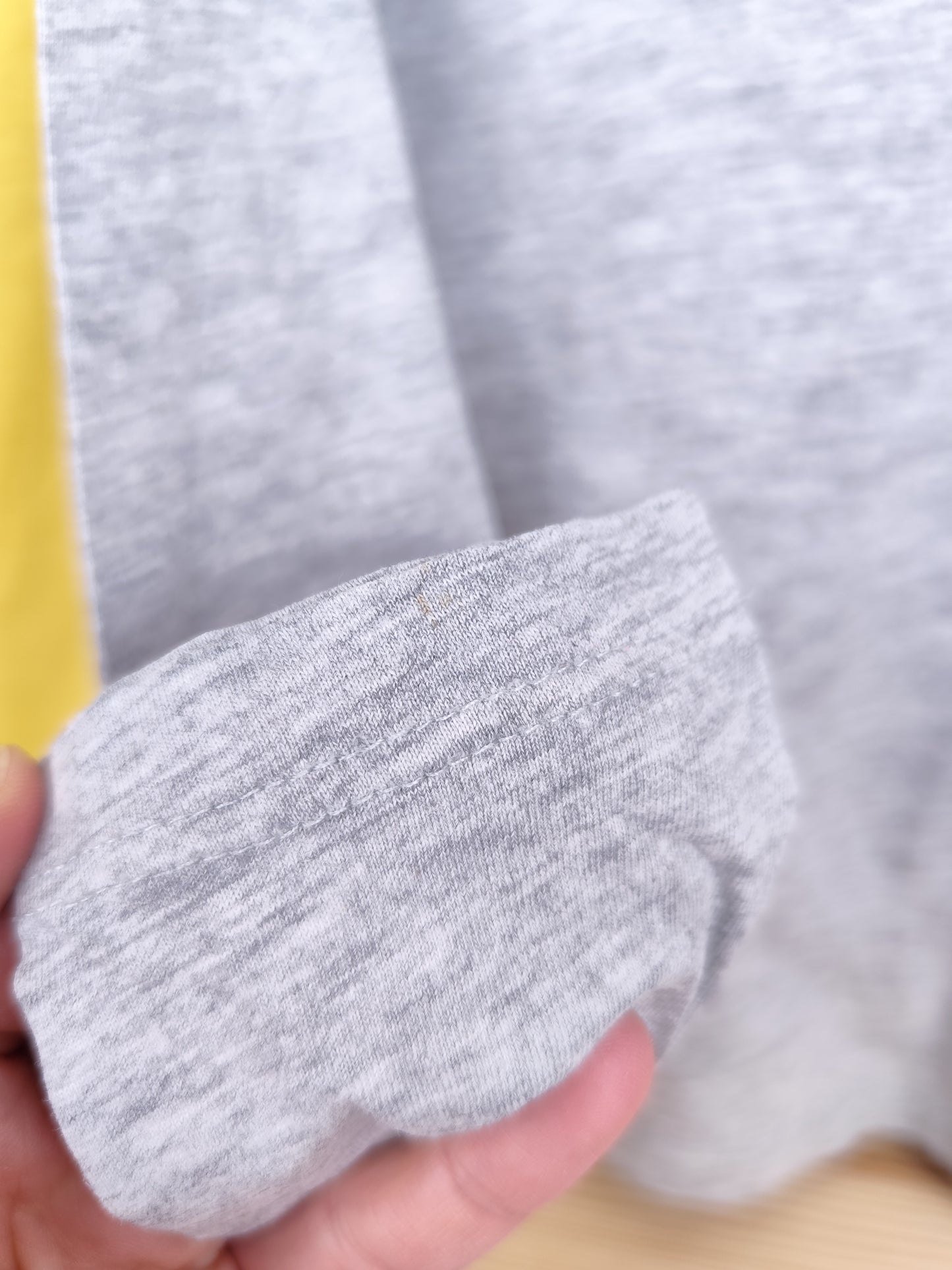 H&M - 2 Langarmshirts - Größe 122/128 (B-Ware)