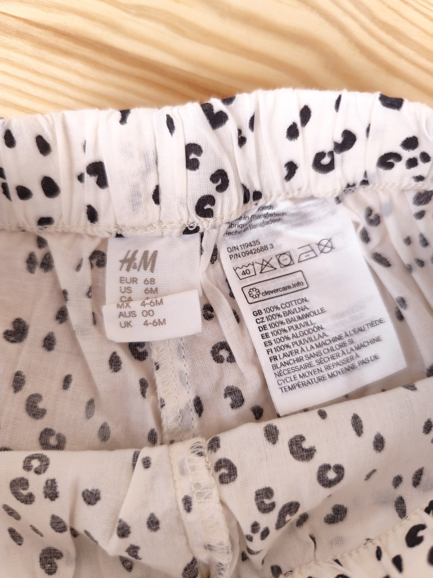 H&M - 2 Shorts - Größe 68