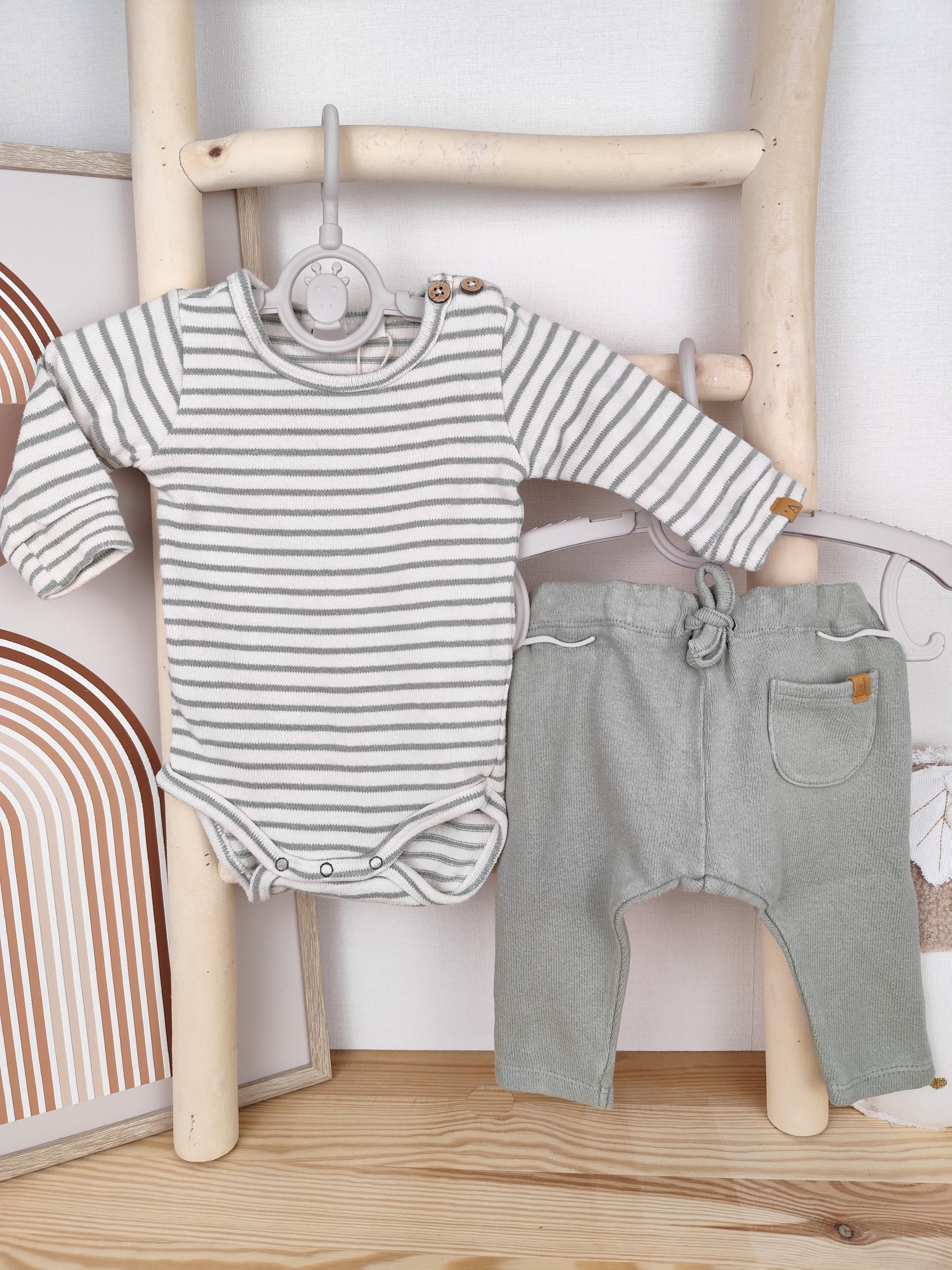 Lil'Atelier Set - gestreit - Größe 56