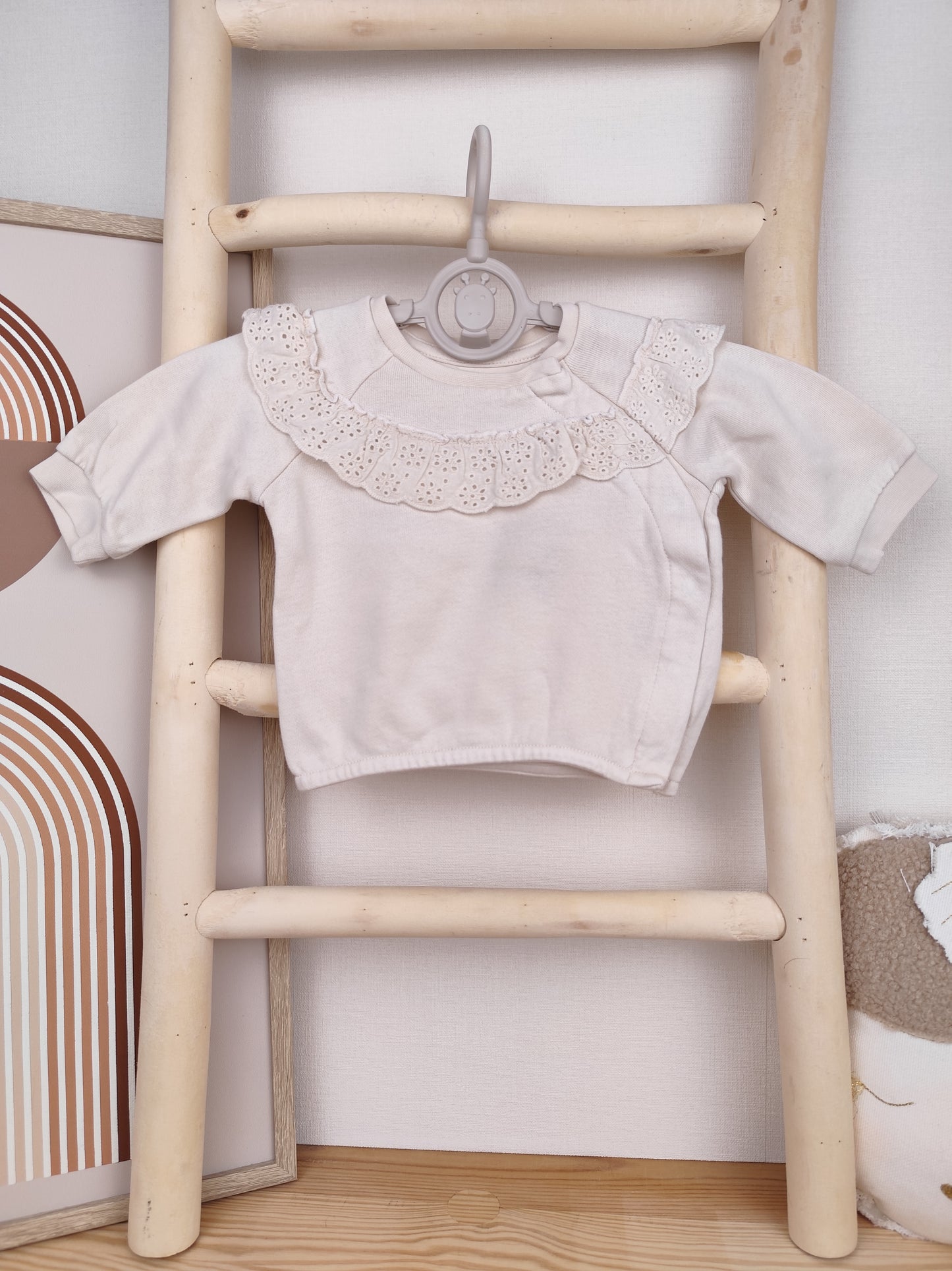 H&M Pullover - Rüschen - Größe 56
