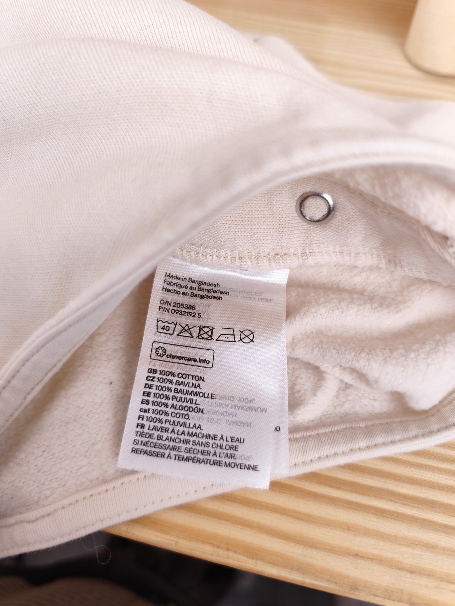 H&M Pullover - Rüschen - Größe 56