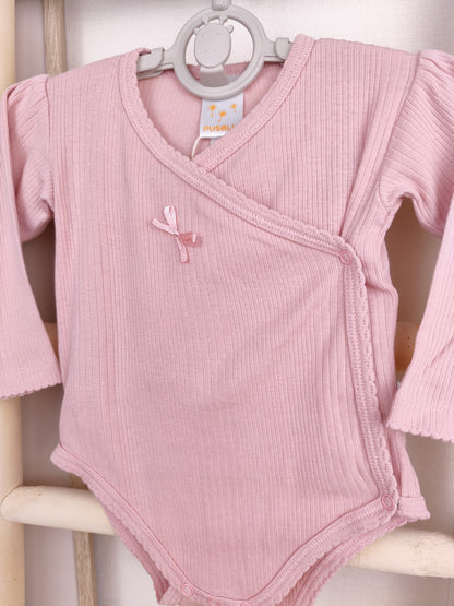 Pusblu Wickelbody - gerippt - Größe 62/68