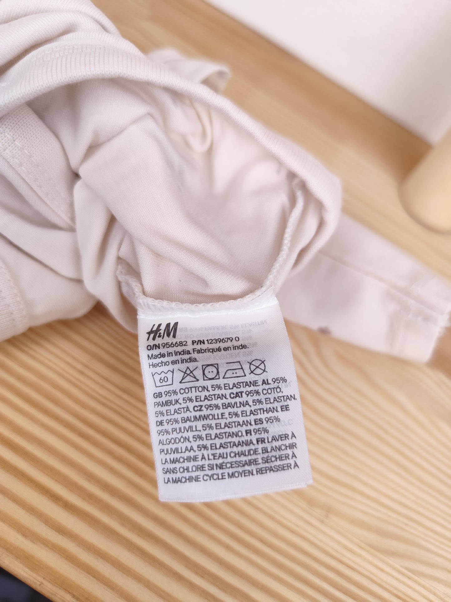 H&M Body - Rüschen - Größe 50