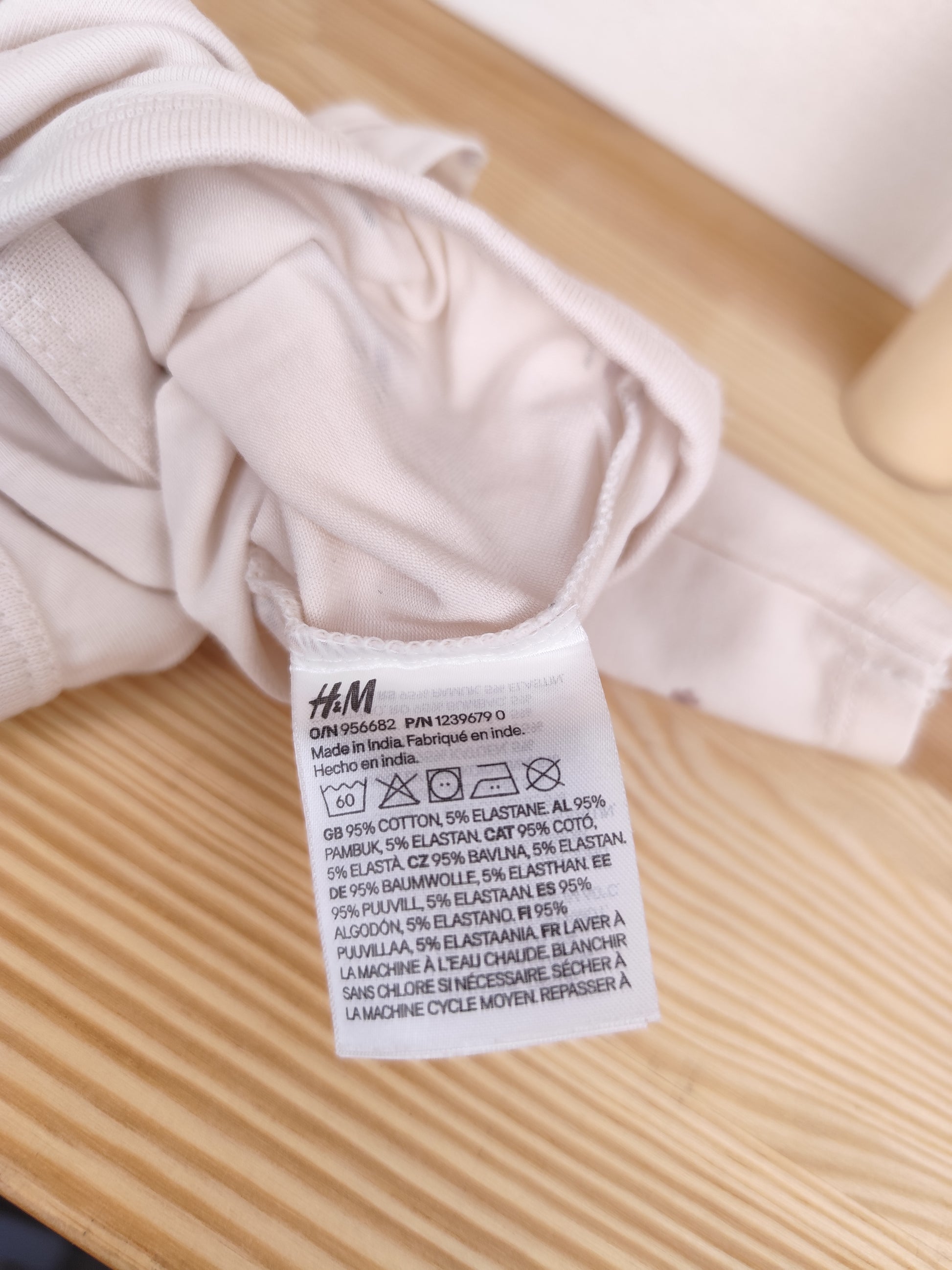 H&M Body - Rüschen - Größe 50