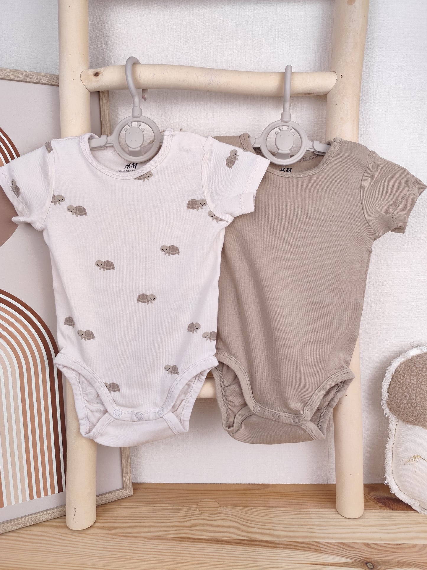 H&M 2 Bodys - kurzarm - Größe 68