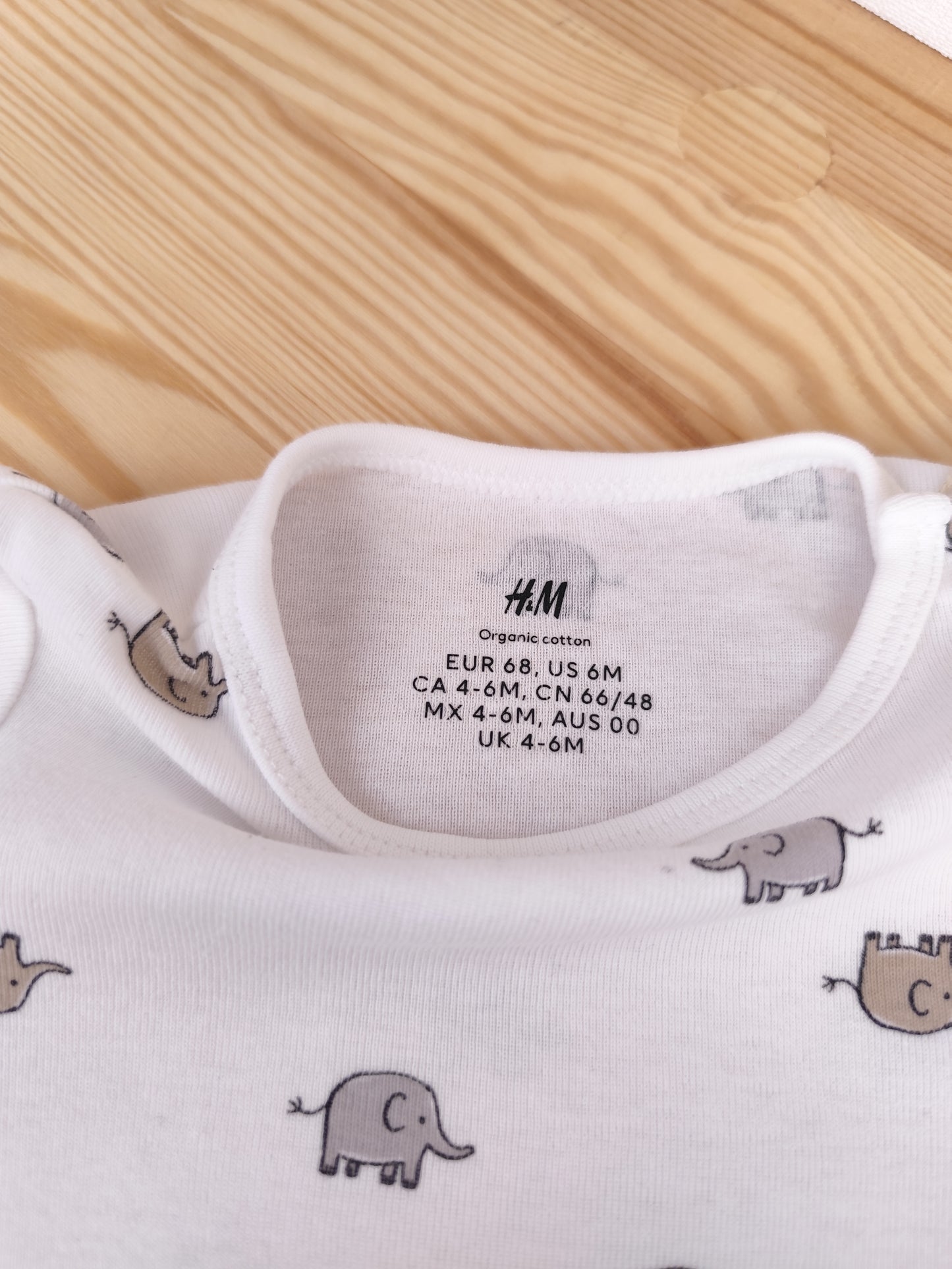 H&M 2 Bodys - kurzarm - Größe 68 (B-Ware)