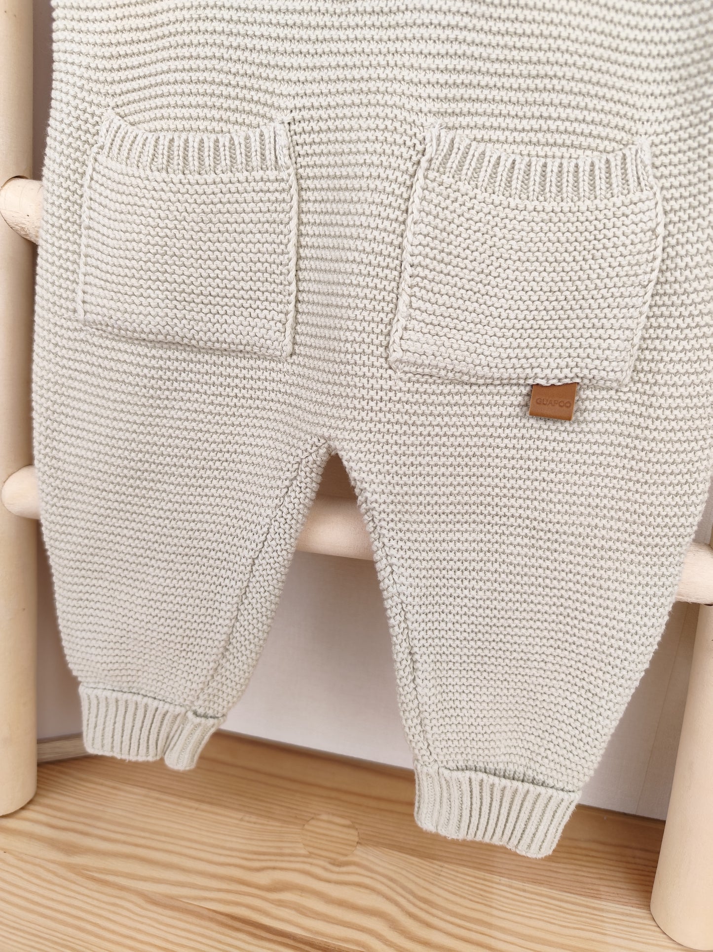 Guapoo Latzhose - Strick - Größe 56/62