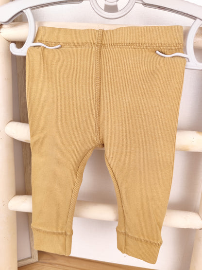 Zara Hose - gerippt - Größe 74