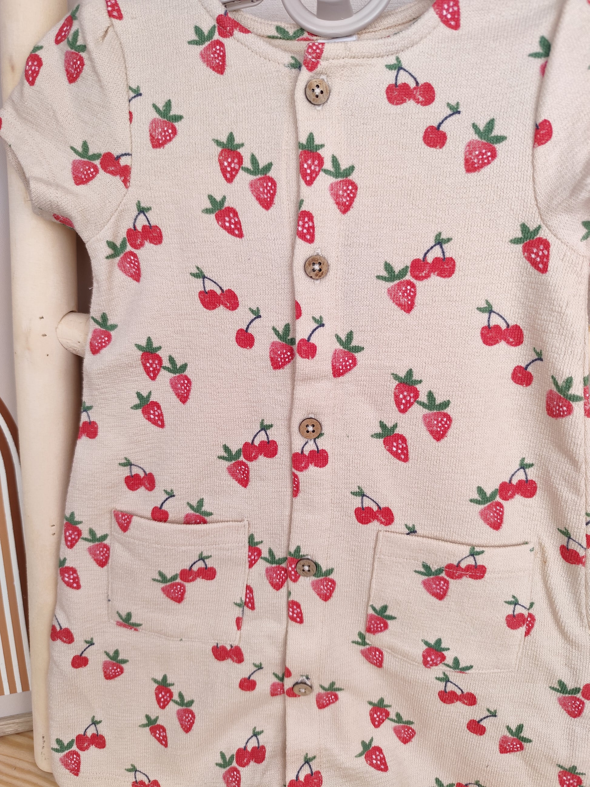 Topomini Jumpsuit - Erdbeeren - Größe 80