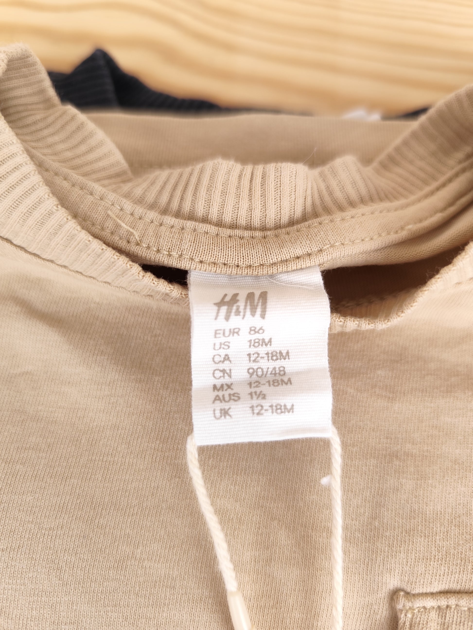 H&M 2 Langarmshirts - Größe 86