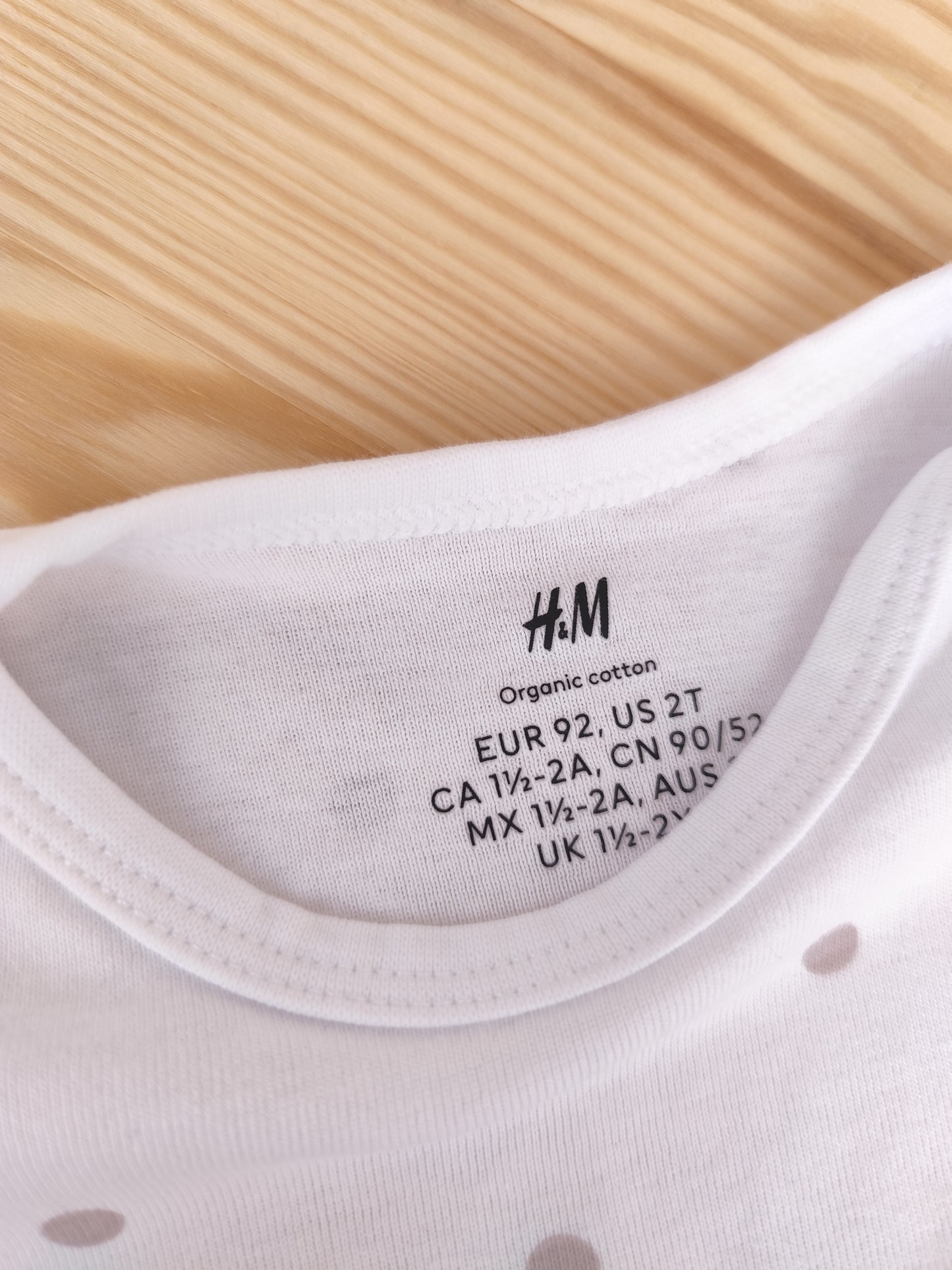 H&M Body - gepunktet - Größe 92