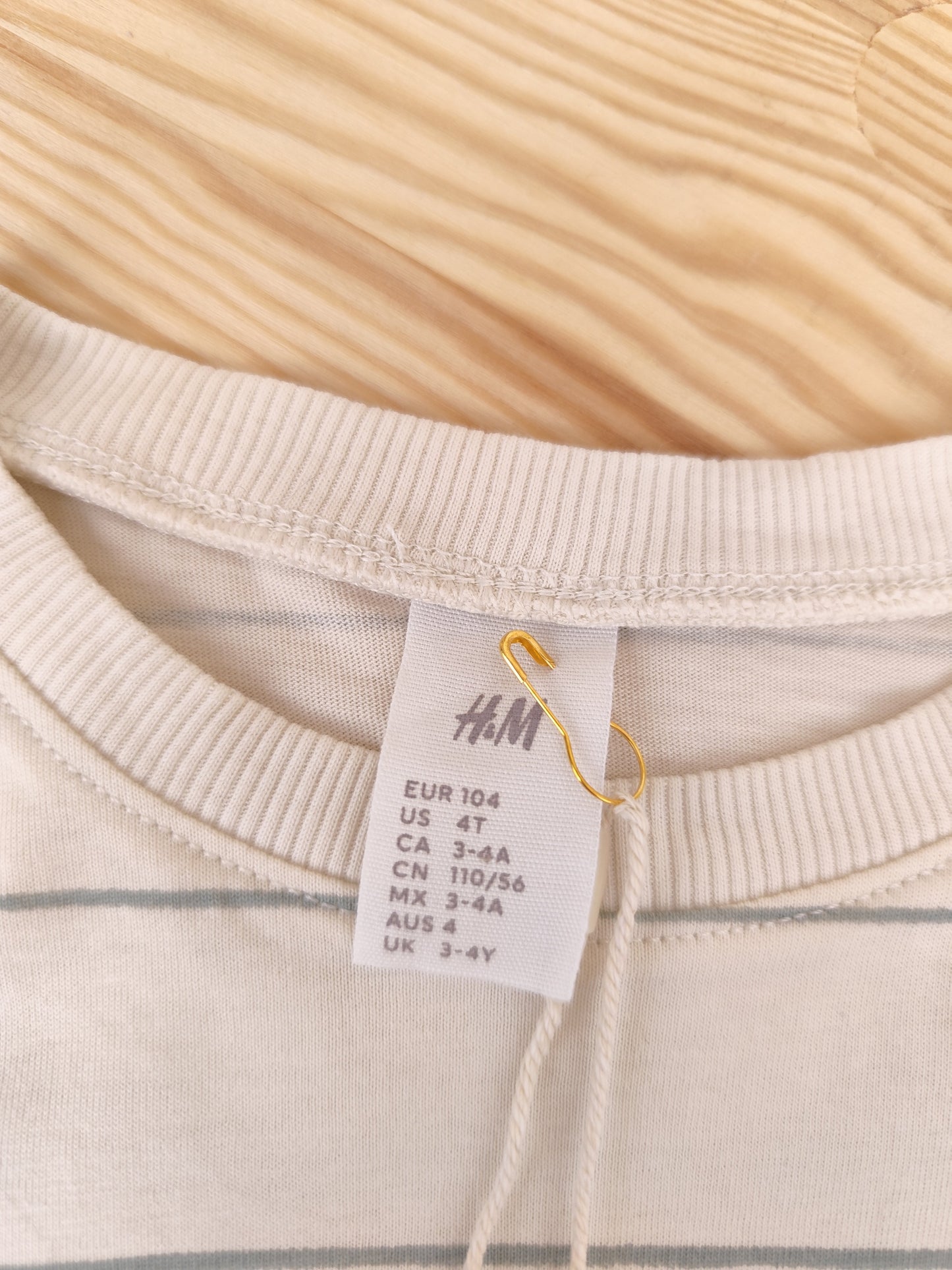 H&M Langarmshirt - gestreift - Größe 104
