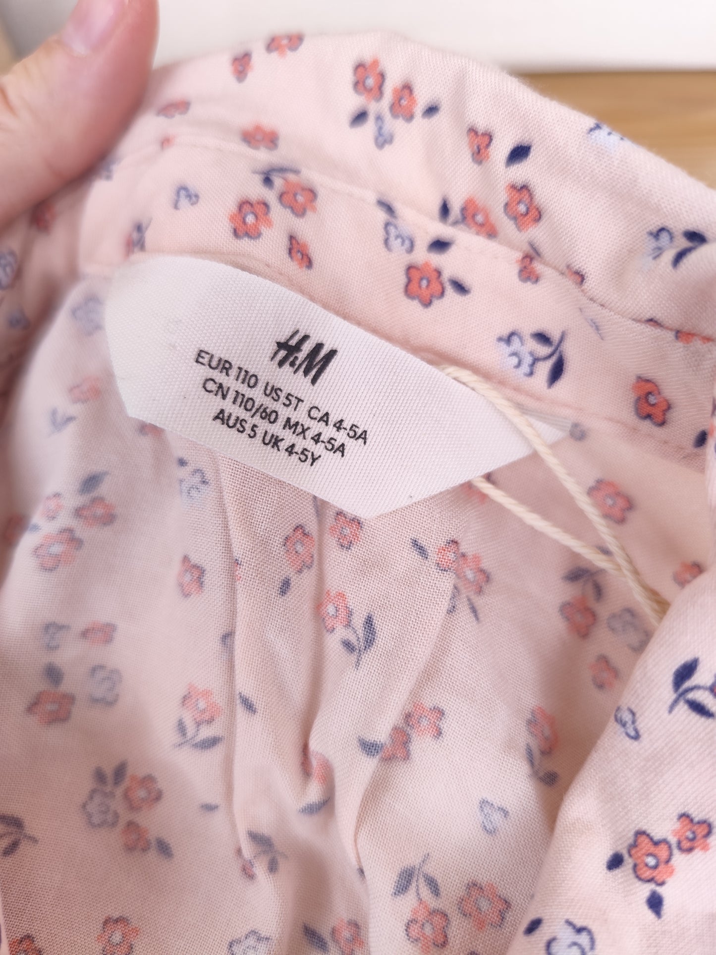 H&M Kleid - Blumen - Größe 110