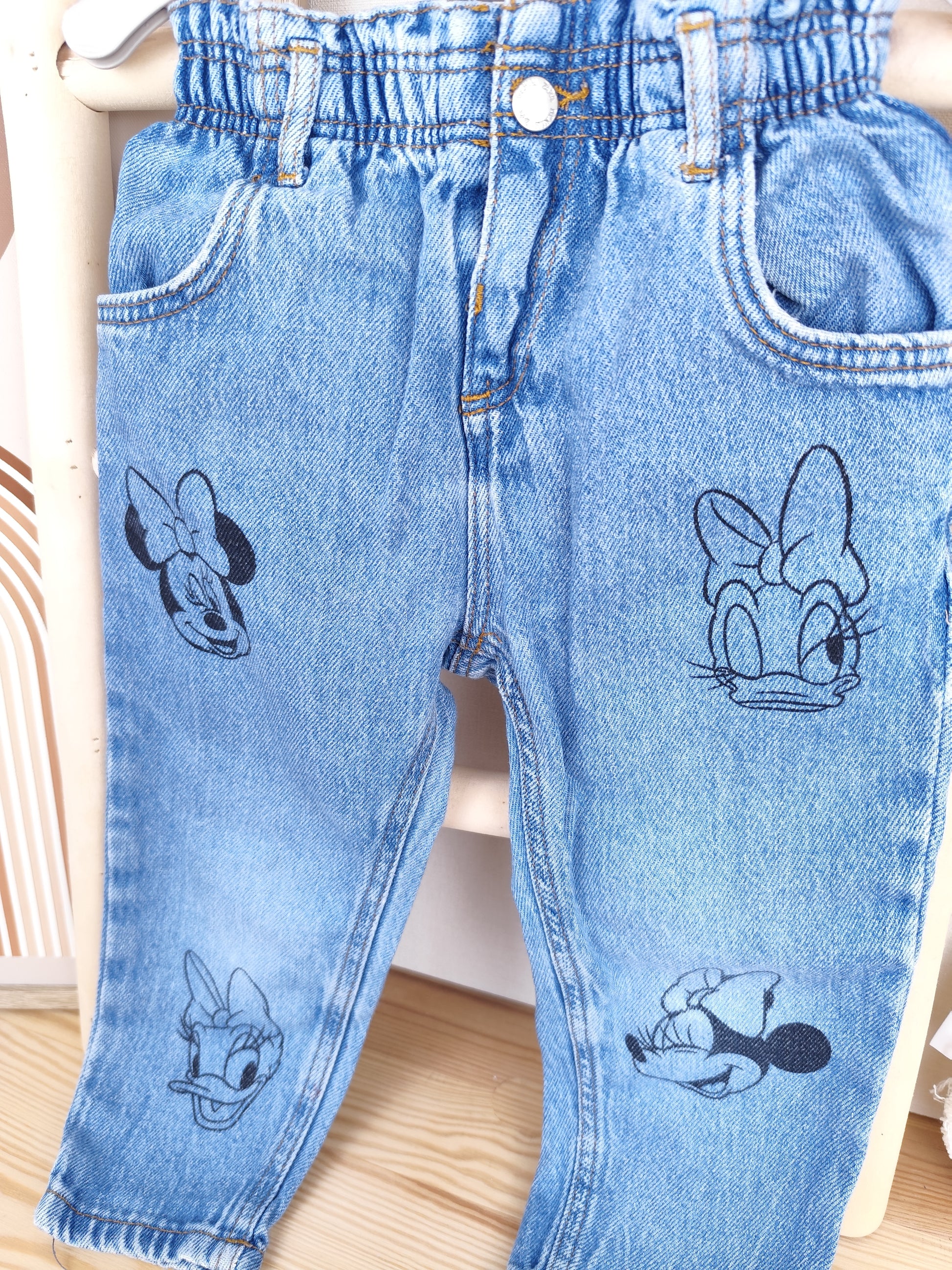 Zara Jeanshose - Disney - Größe 98 (B-Ware)