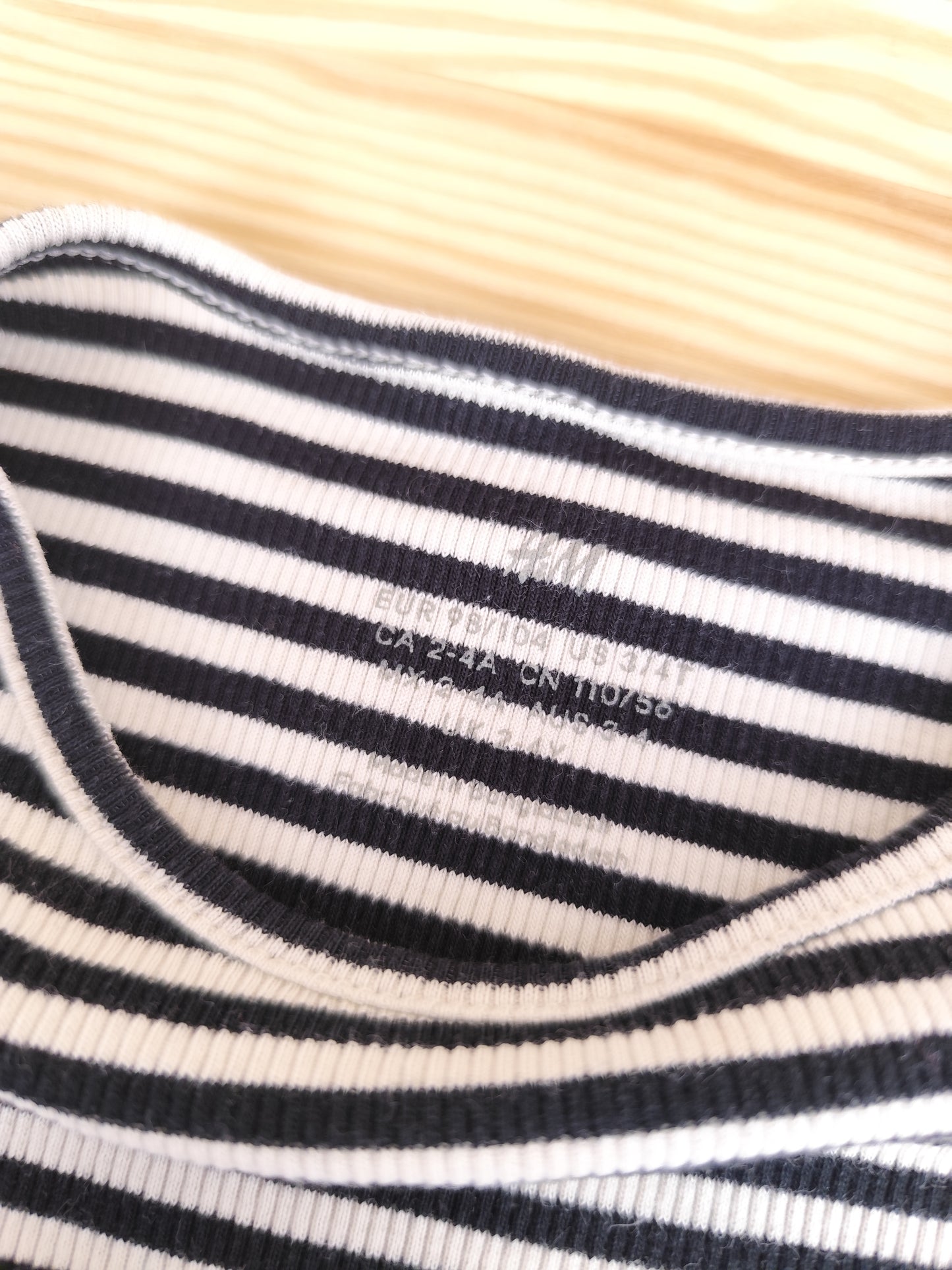 H&M Langarmshirt - gestreift - Größe 98/104