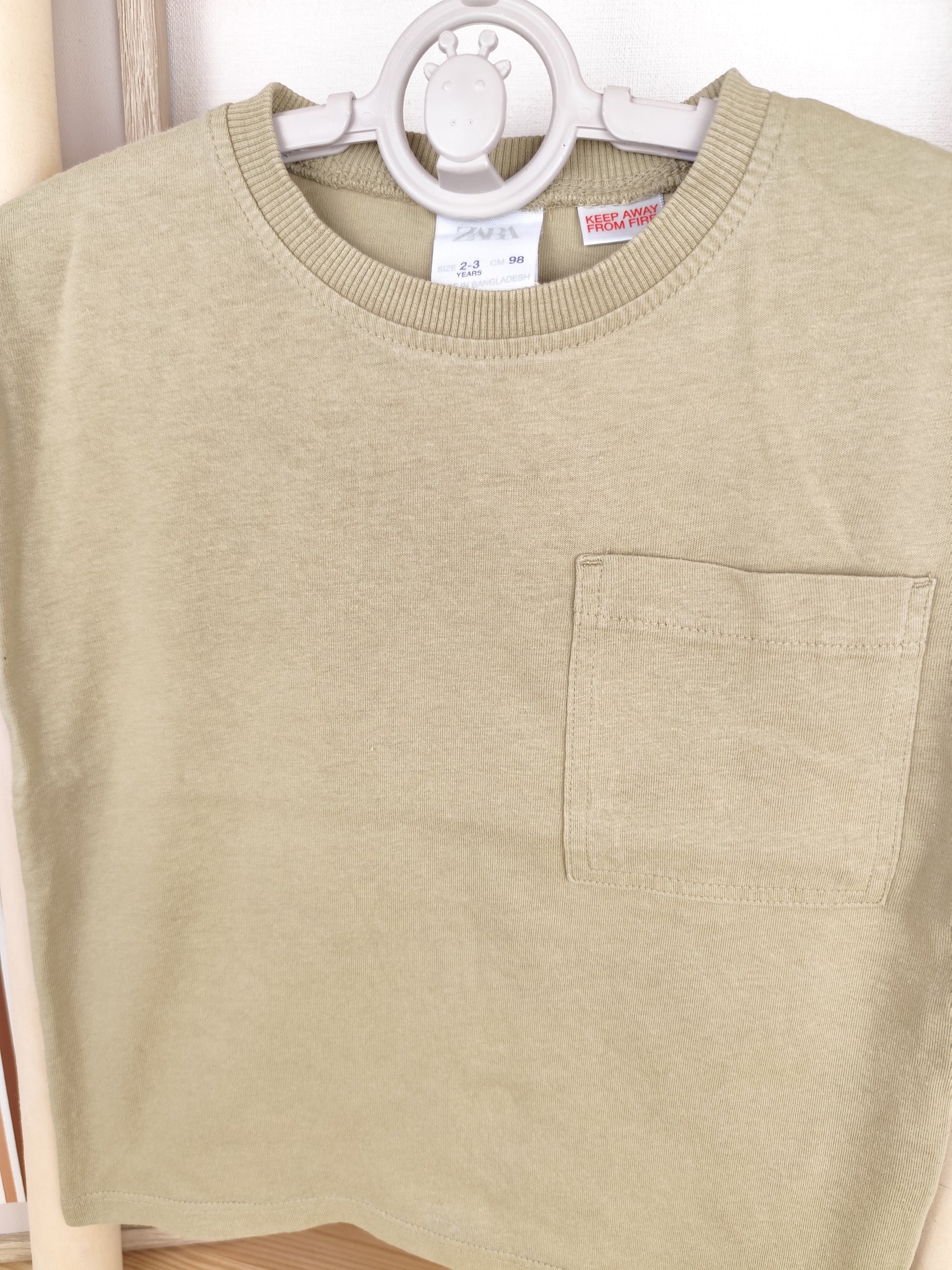 Zara T-Shirt - Größe 98