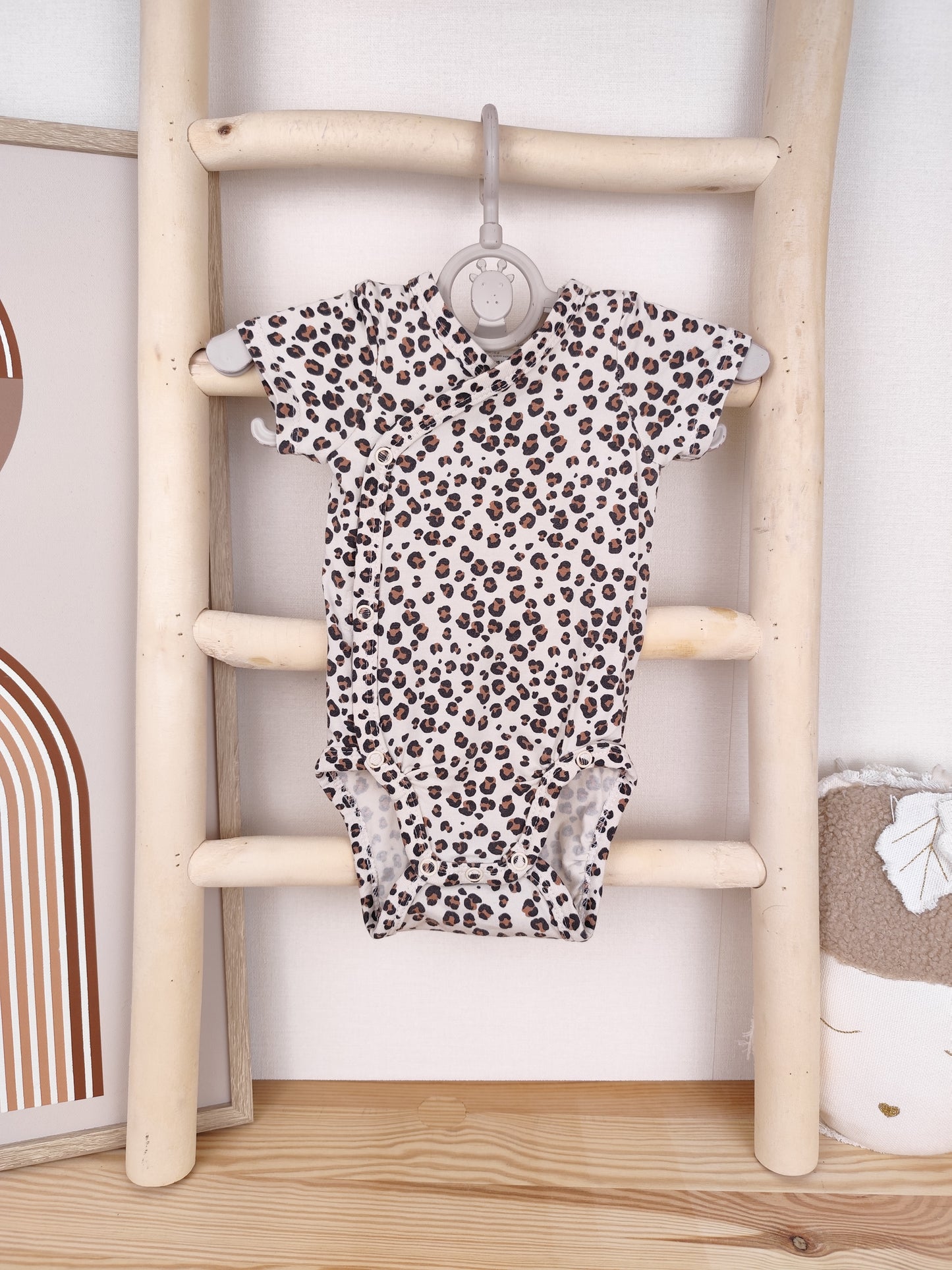H&M Body - Leo - Größe 56