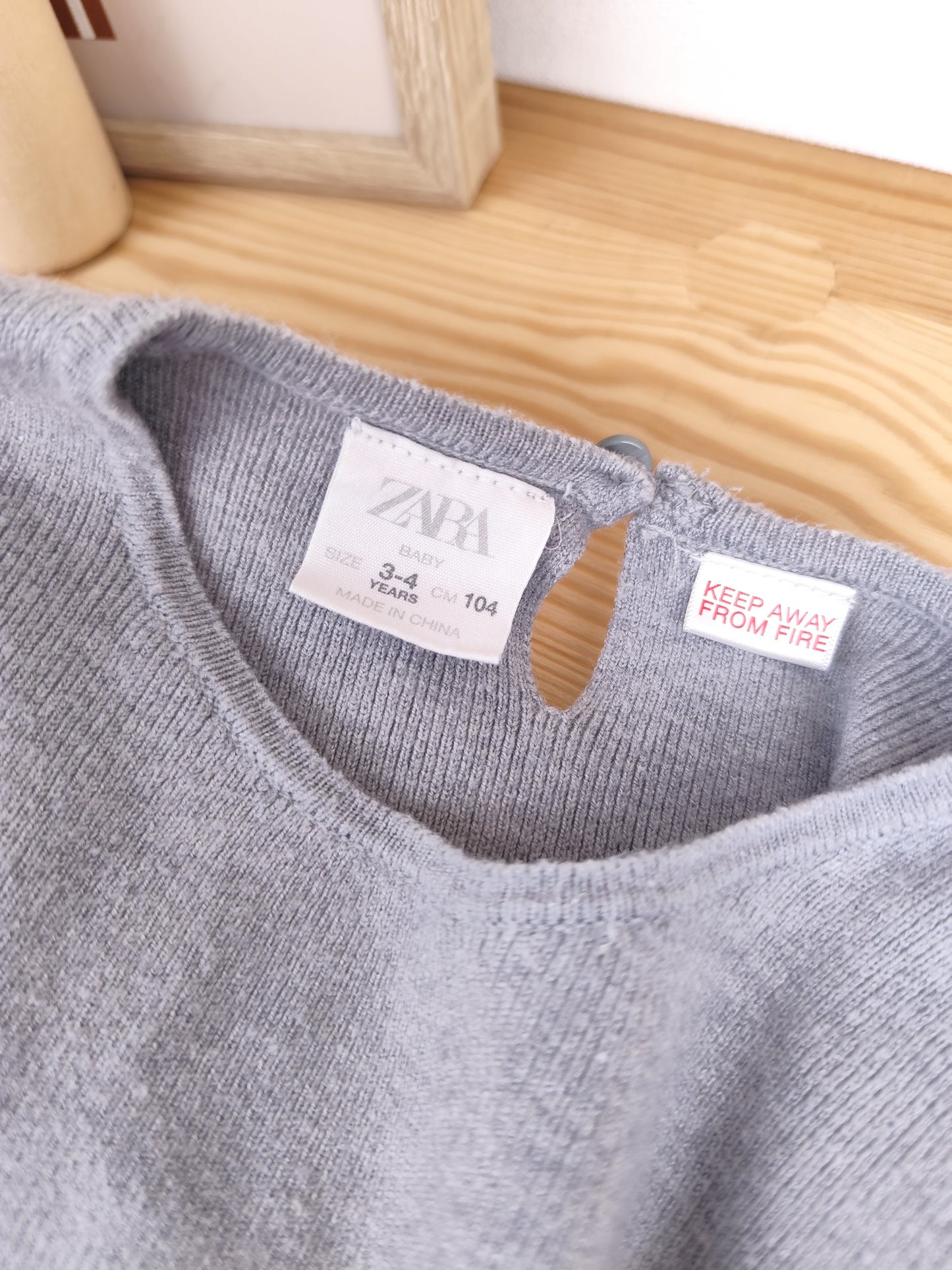 Zara Ärmelloser Strickpullover - Größe 104