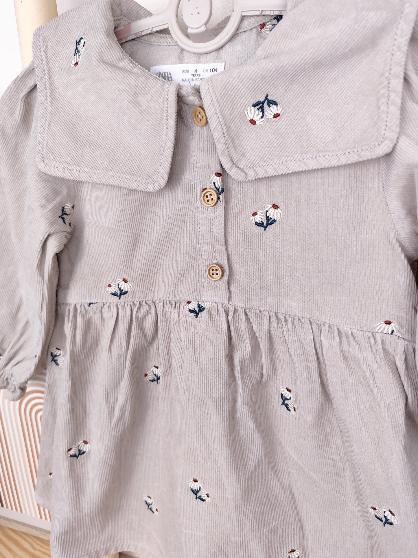 Zara - Kleid - Blumen - Größe 104