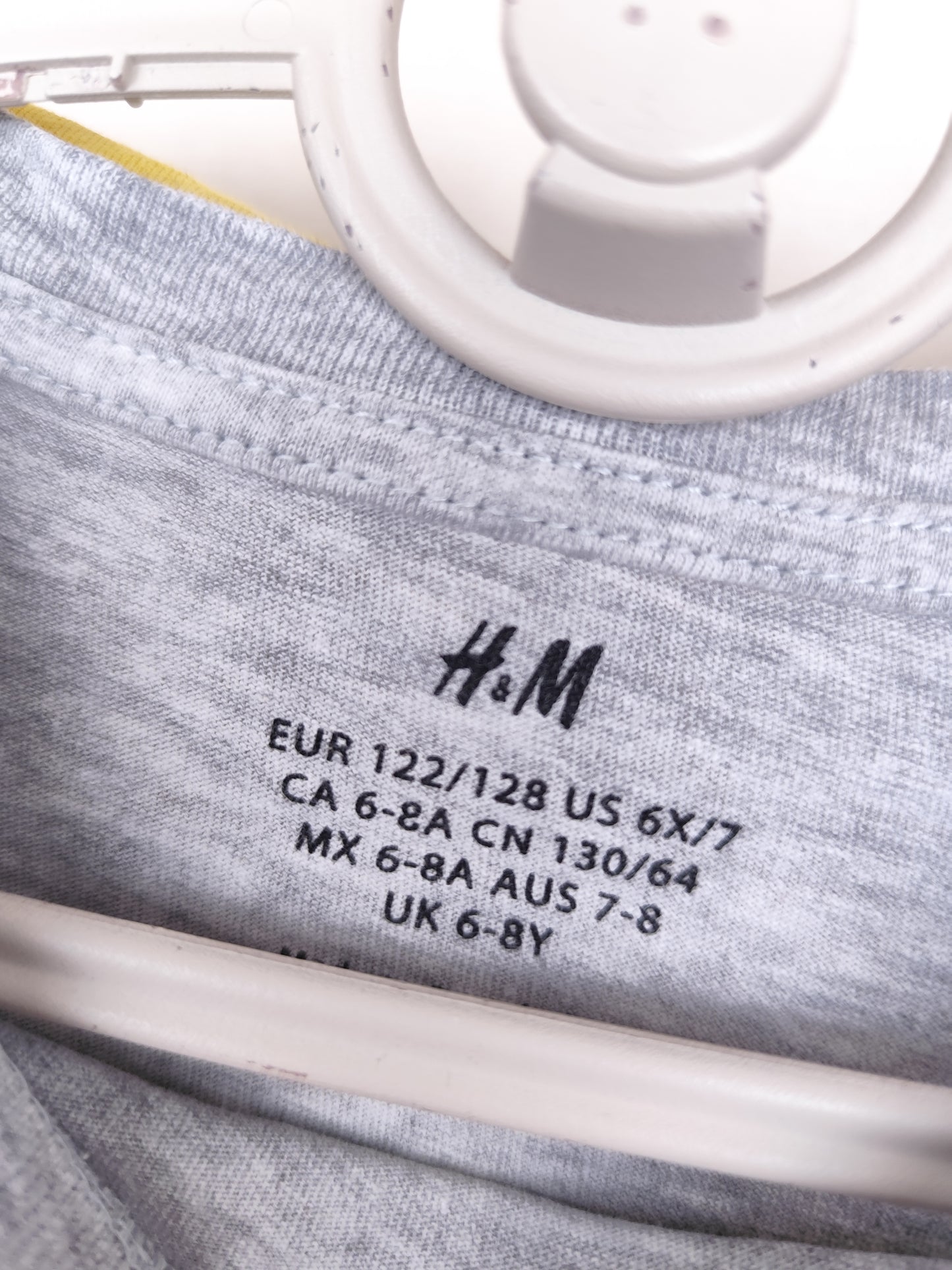 H&M - 2 Langarmshirts - Größe 122/128 (B-Ware)