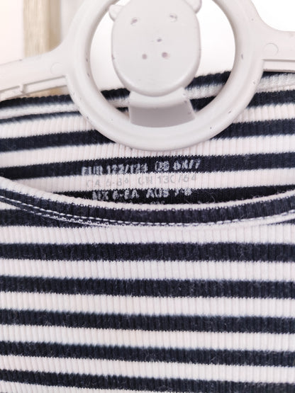 H&M - Langarmshirt - Größe 122/128