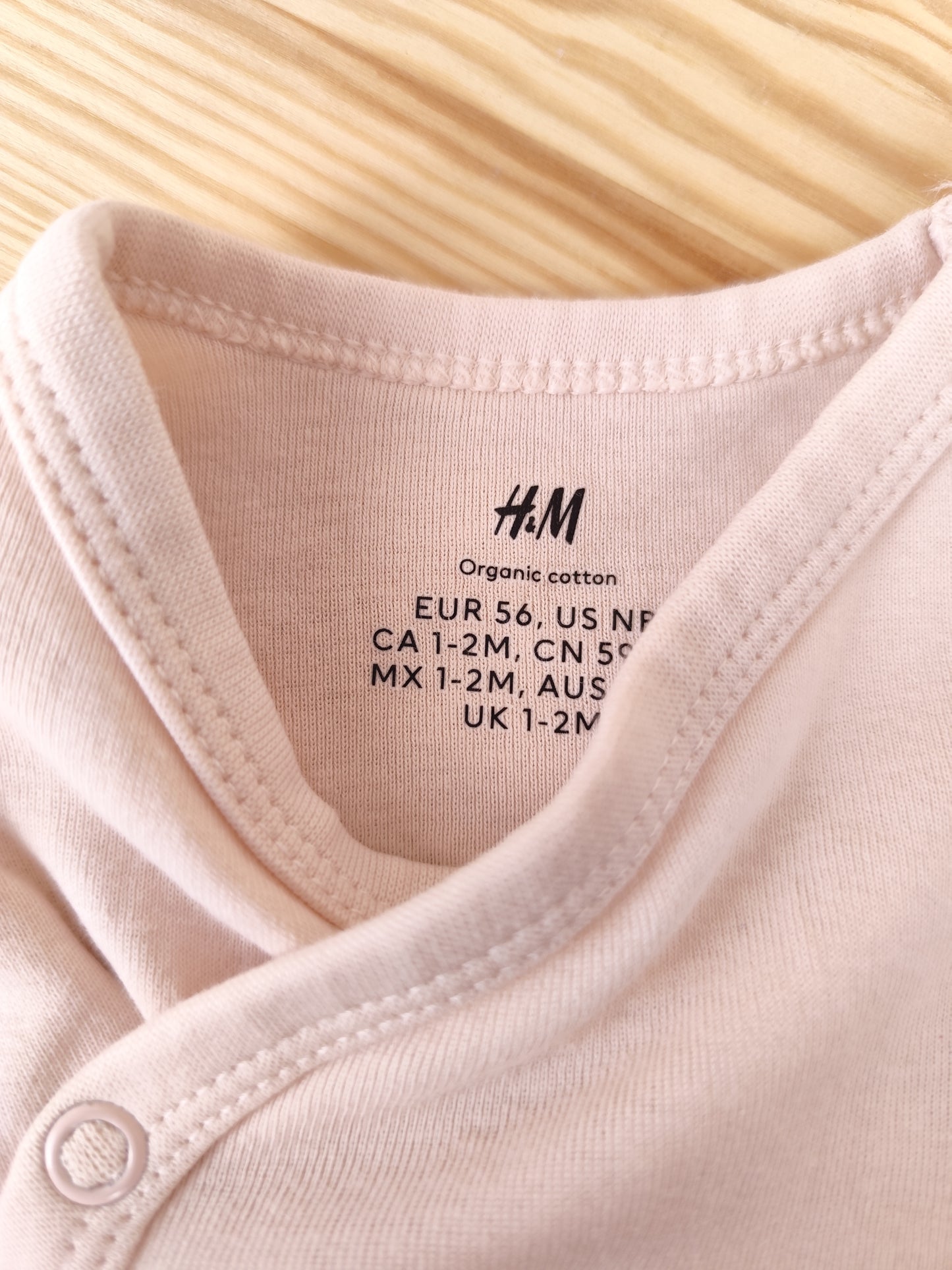 H&M - 2 Bodys - Größe 56