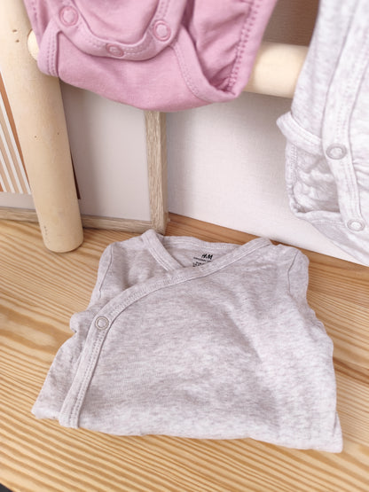 H&M - 3 Bodys - Größe 62