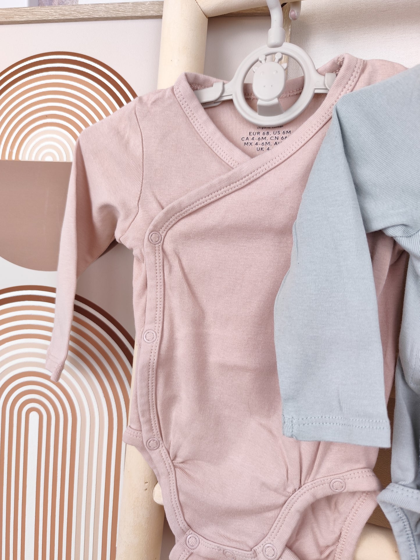 H&M - 2 Bodys - Größe 68