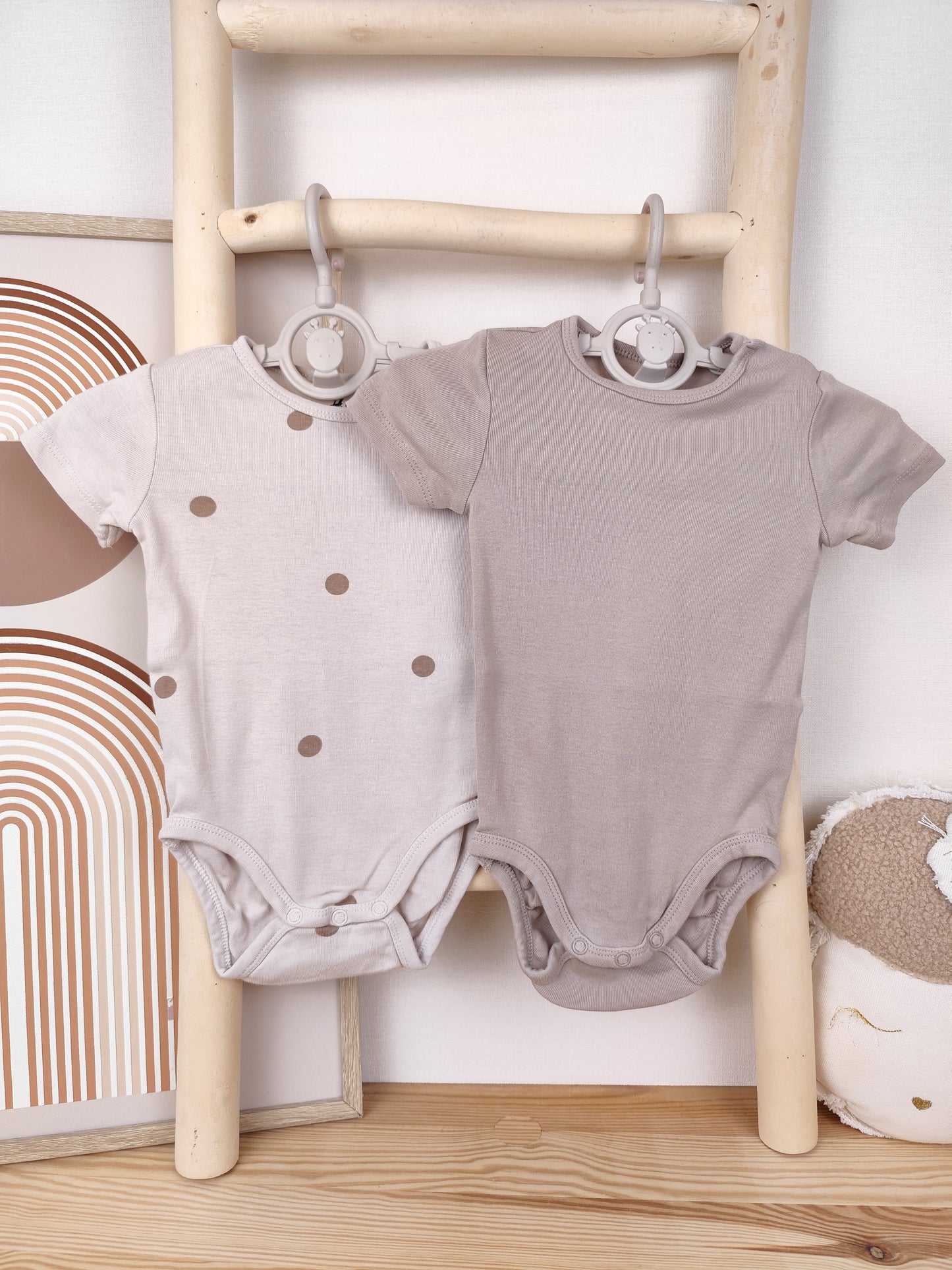 H&M - 2 Bodys - Größe 68