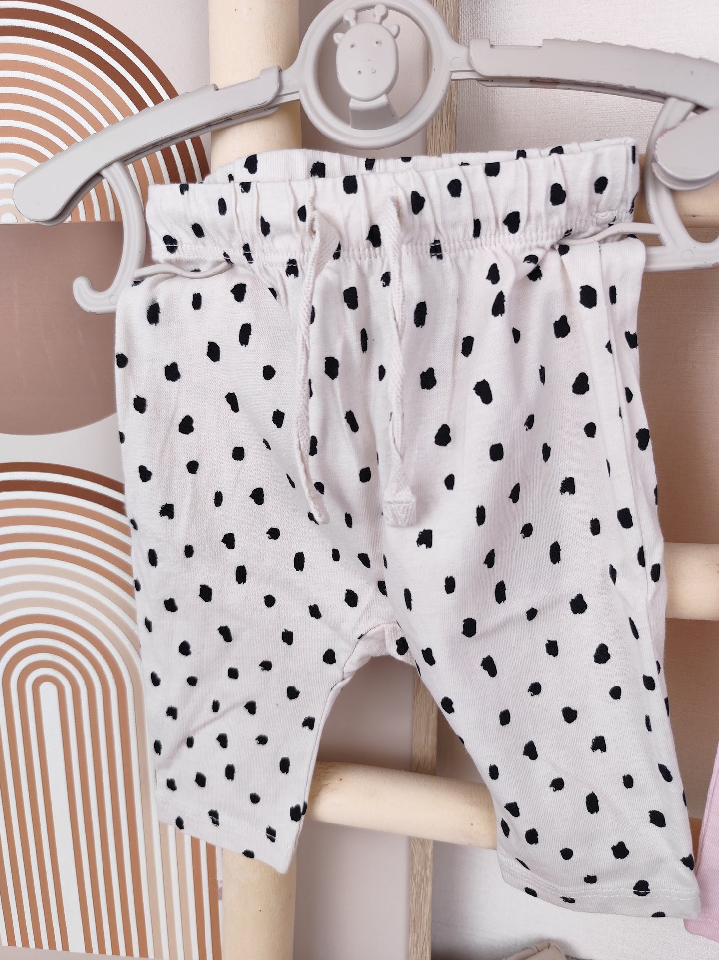 H&M - 4 Hosen - Größe 62